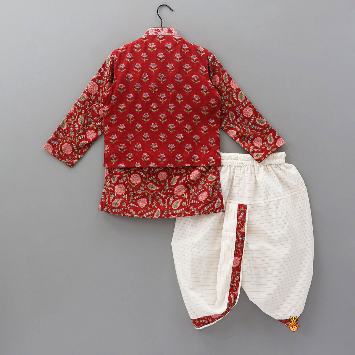 Ethnic Kurta With Loop Buttons Detail Jacket And Dhoti