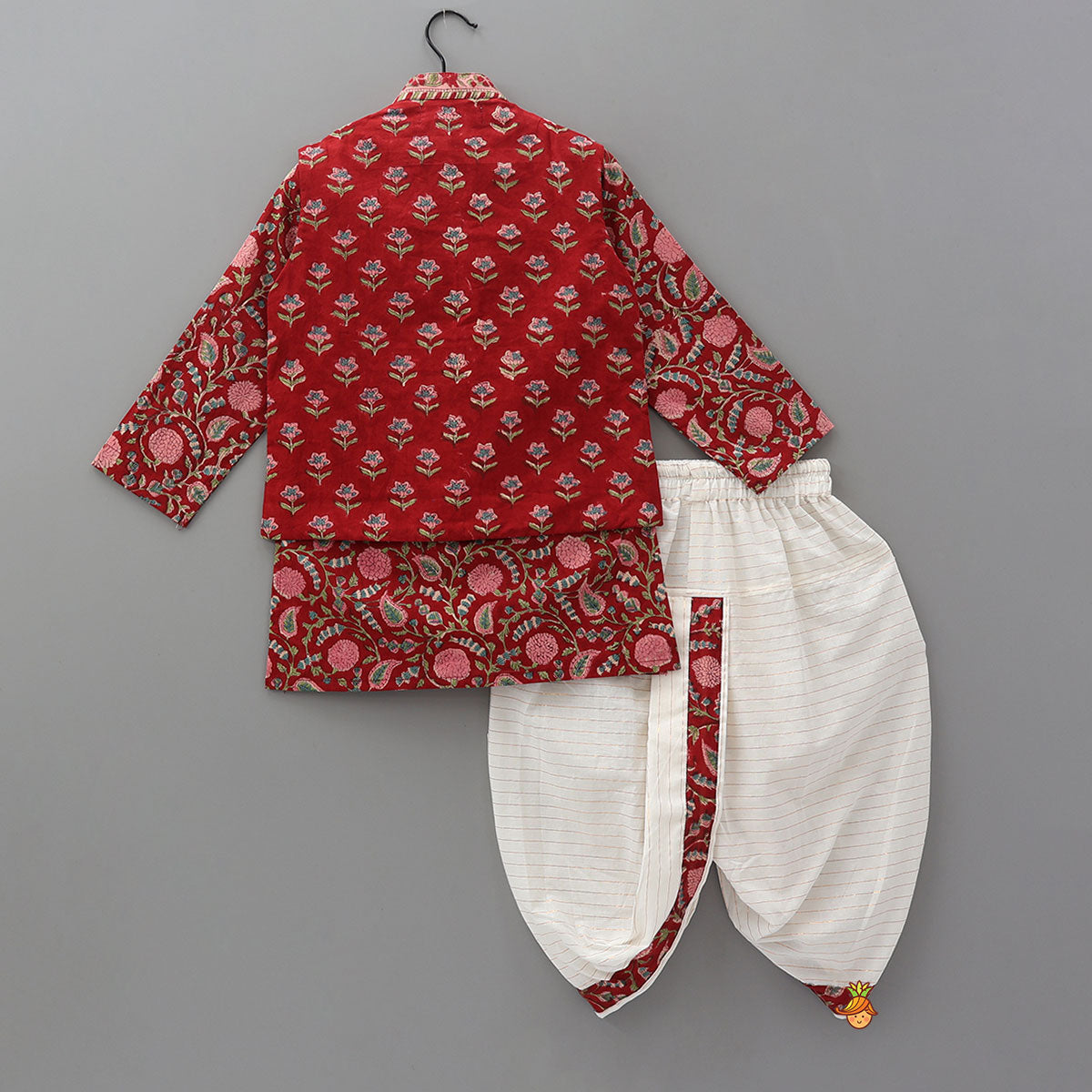 Ethnic Kurta With Loop Buttons Detail Jacket And Dhoti