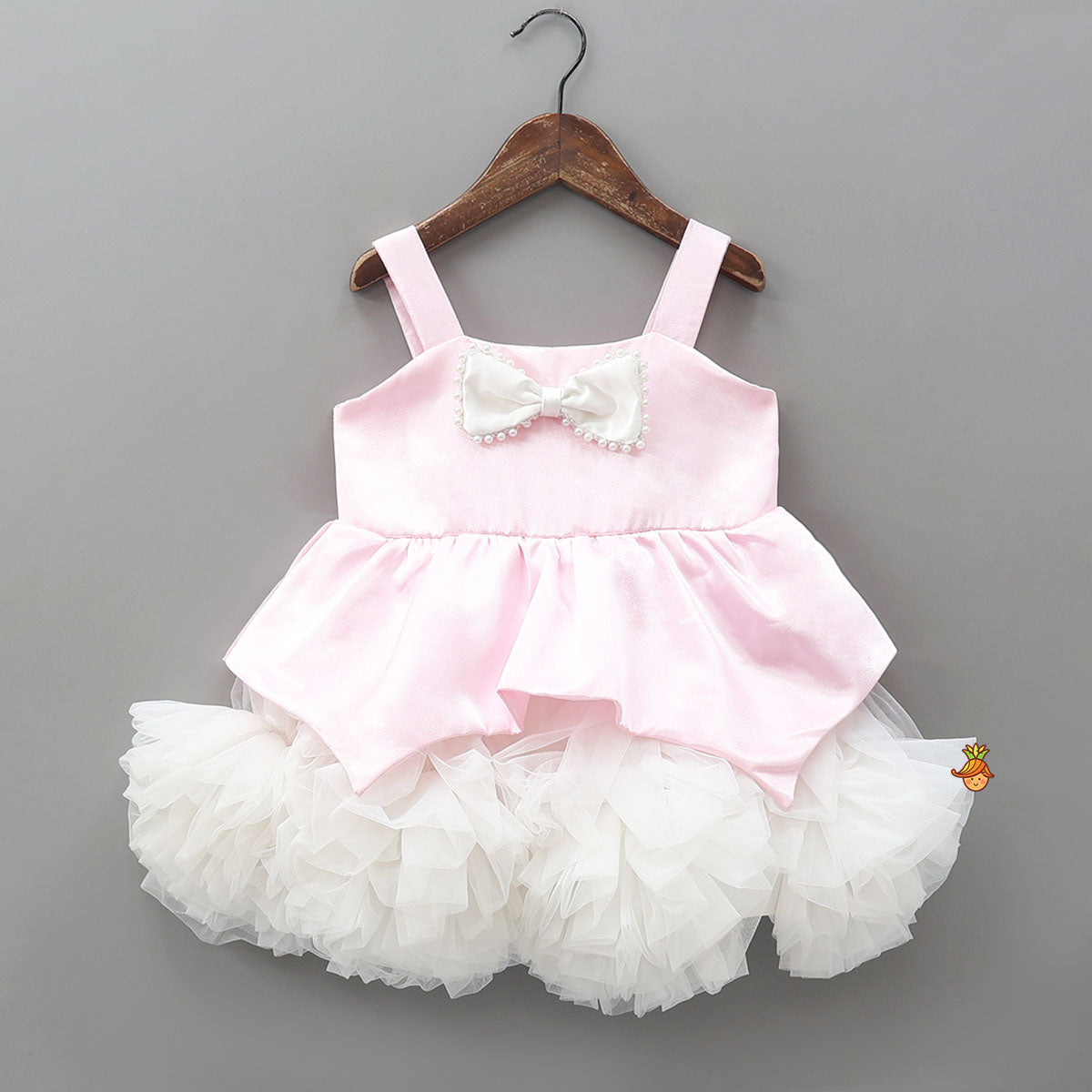 Elegant Bow Embellished Dress With Matching Gloves