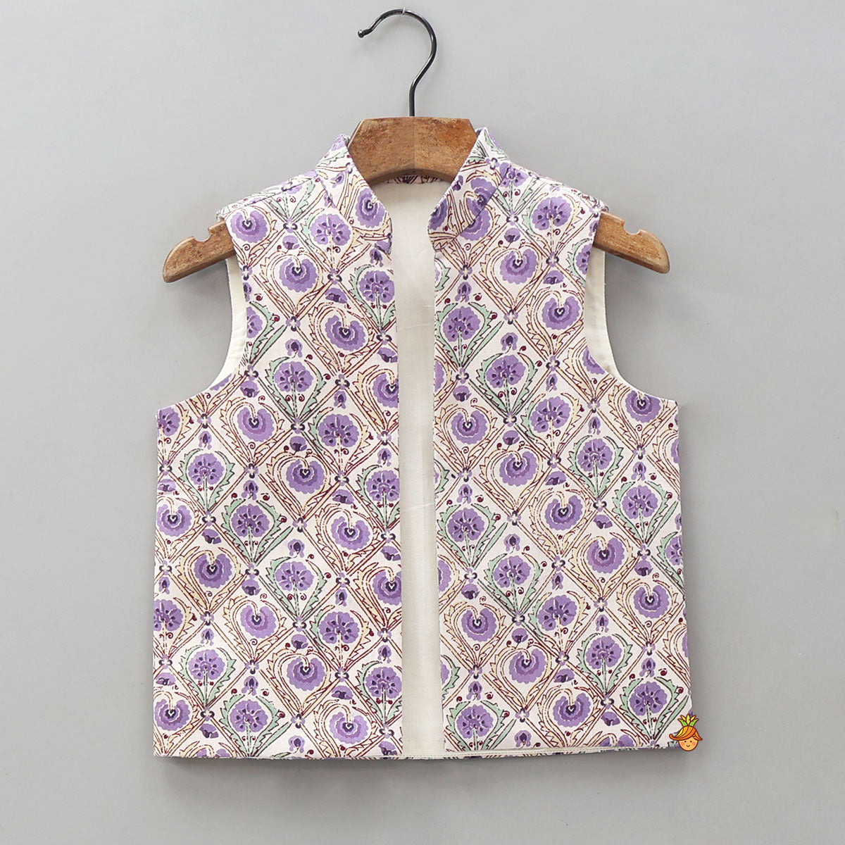 Pocket Detail Kurta With Matching Jacket And Pyjama