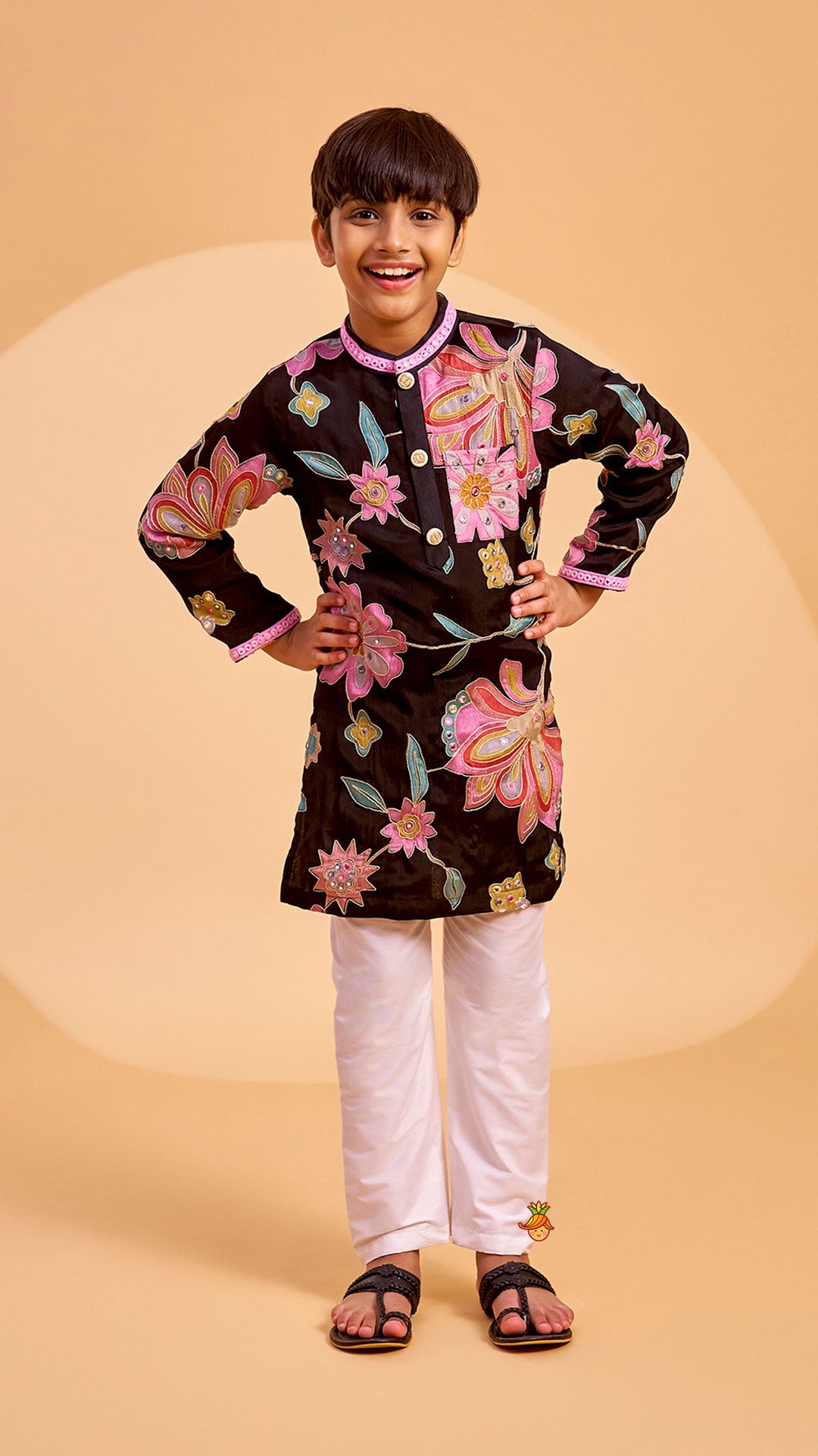 Stylish Floral Kurta With Patch Pocket Detail And Pyjama