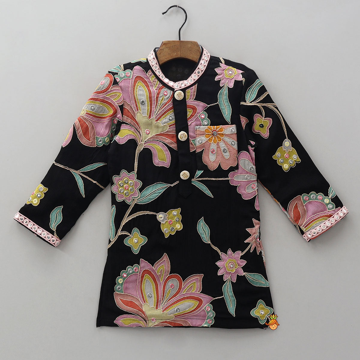 Stylish Floral Kurta With Patch Pocket Detail And Pyjama