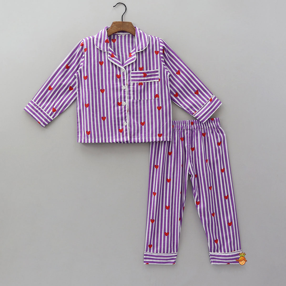 Vertical Stripes And Heart Printed Sleepwear Set