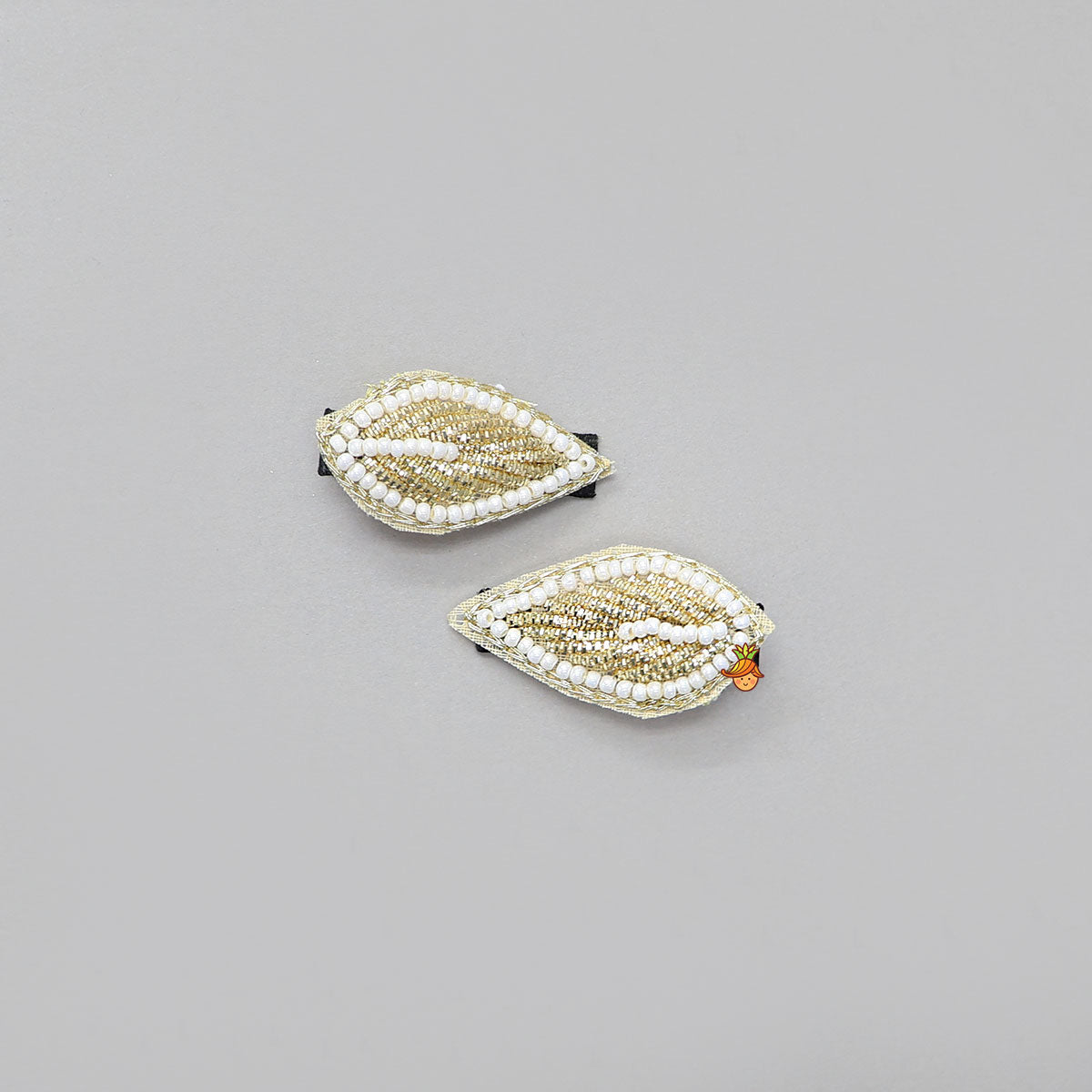 Leaf Shaped Hair Clips - Set Of 2