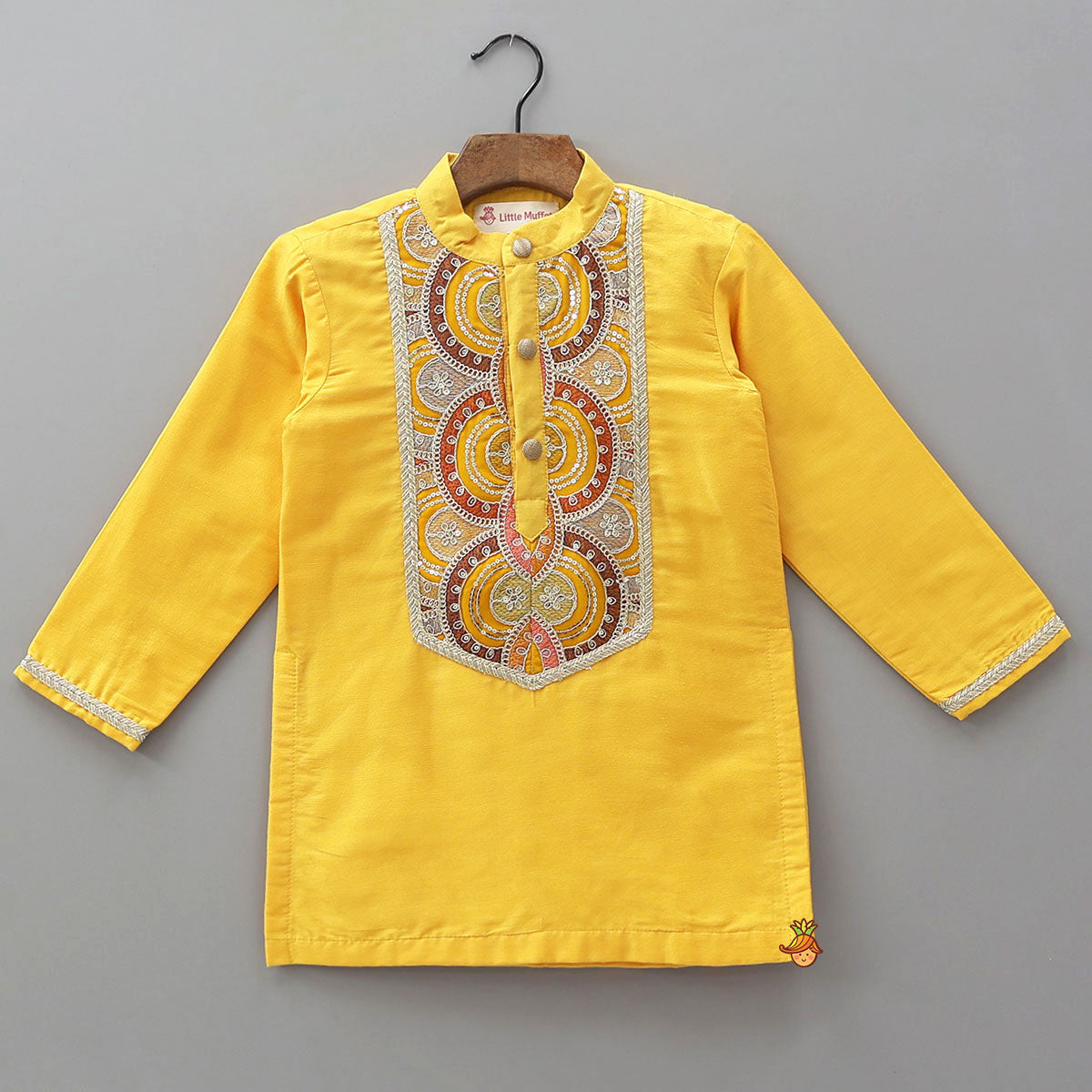 Embroidered Ethnic Kurta With Pyjama