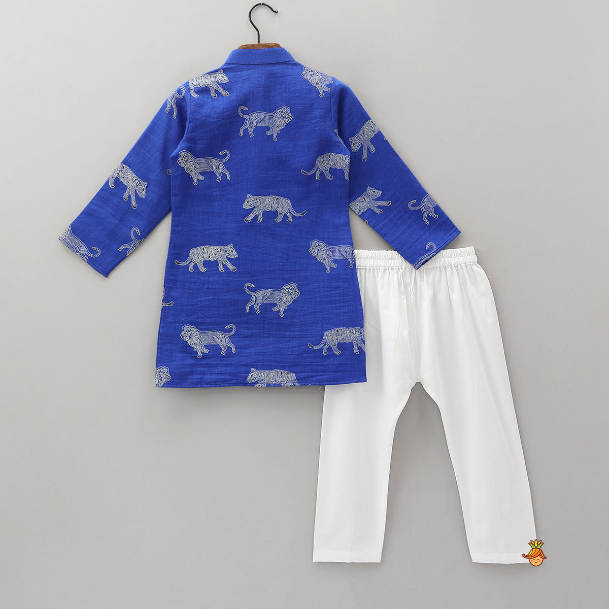 Printed Elegant Kurta And Pyjama