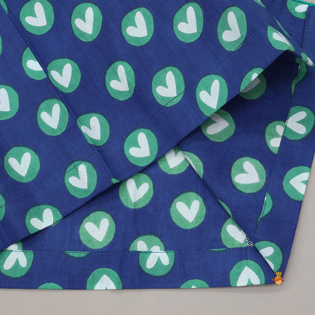 Notch Collar Heart-Printed Sleepwear