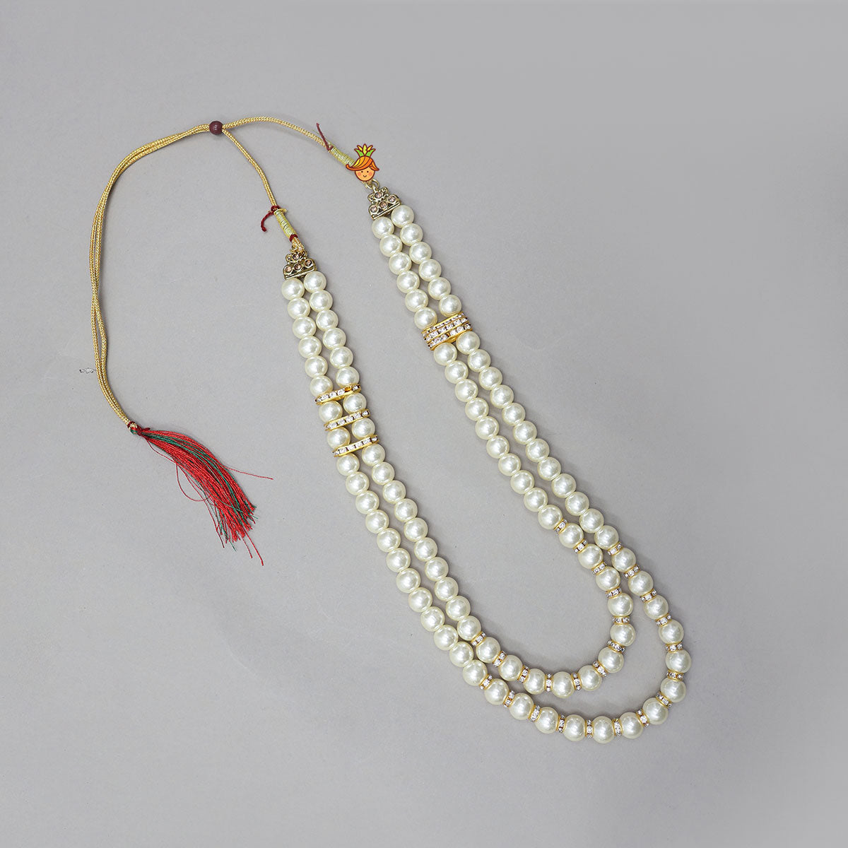 Elegant Sherwani And Pyjama With Necklace