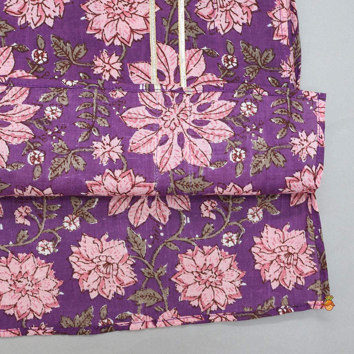 Graceful Floral Kurta And Pyjama