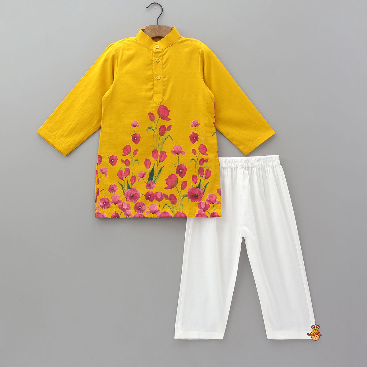 Elegant Floral Print Kurta With Pyjama