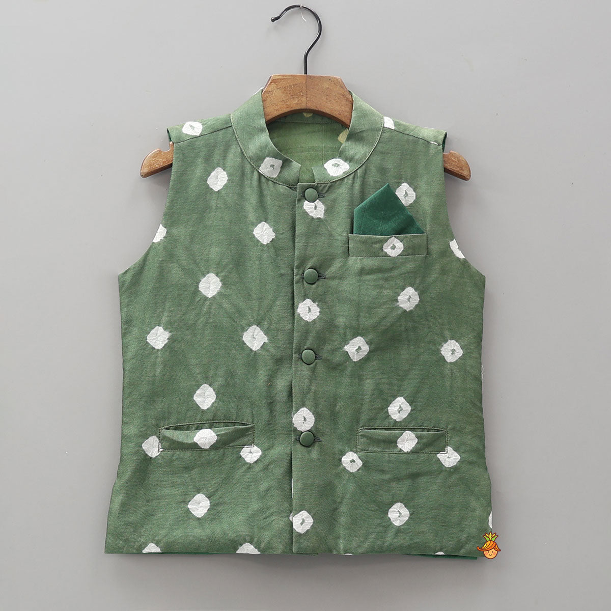 Bandhani Printed Kurta With Jacket And Pyjama