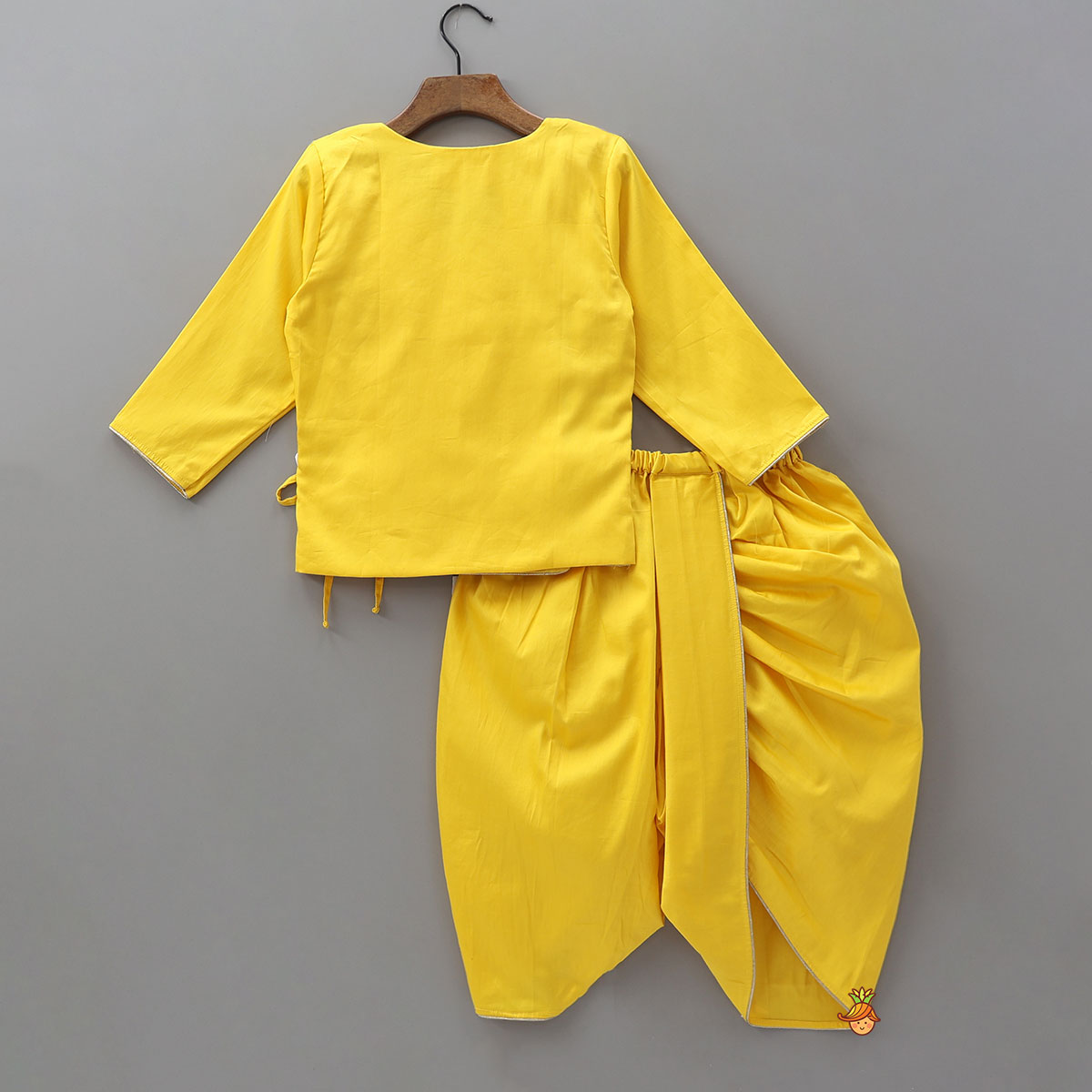 Front Dual Tie-Up Ethnic Kurta And Dhoti