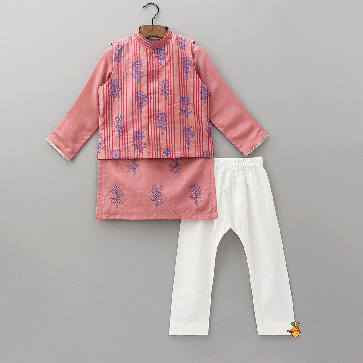 Thread Embroidered Ethnic Kurta With Floral Jacket And Pyjama