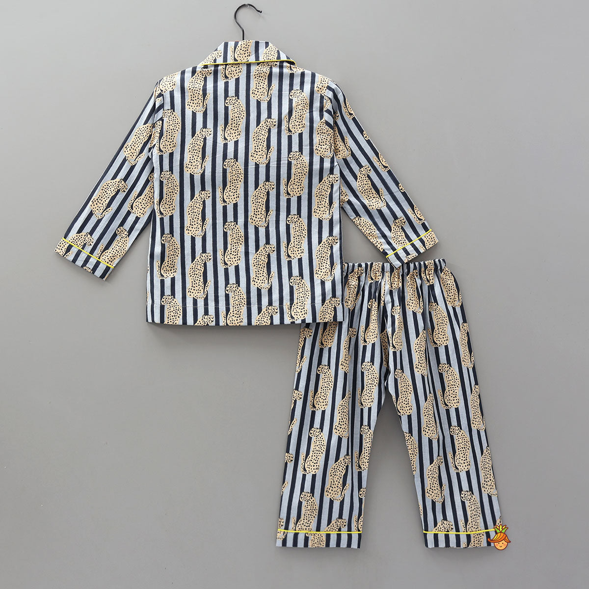 Animal Printed Notch Collar Sleepwear