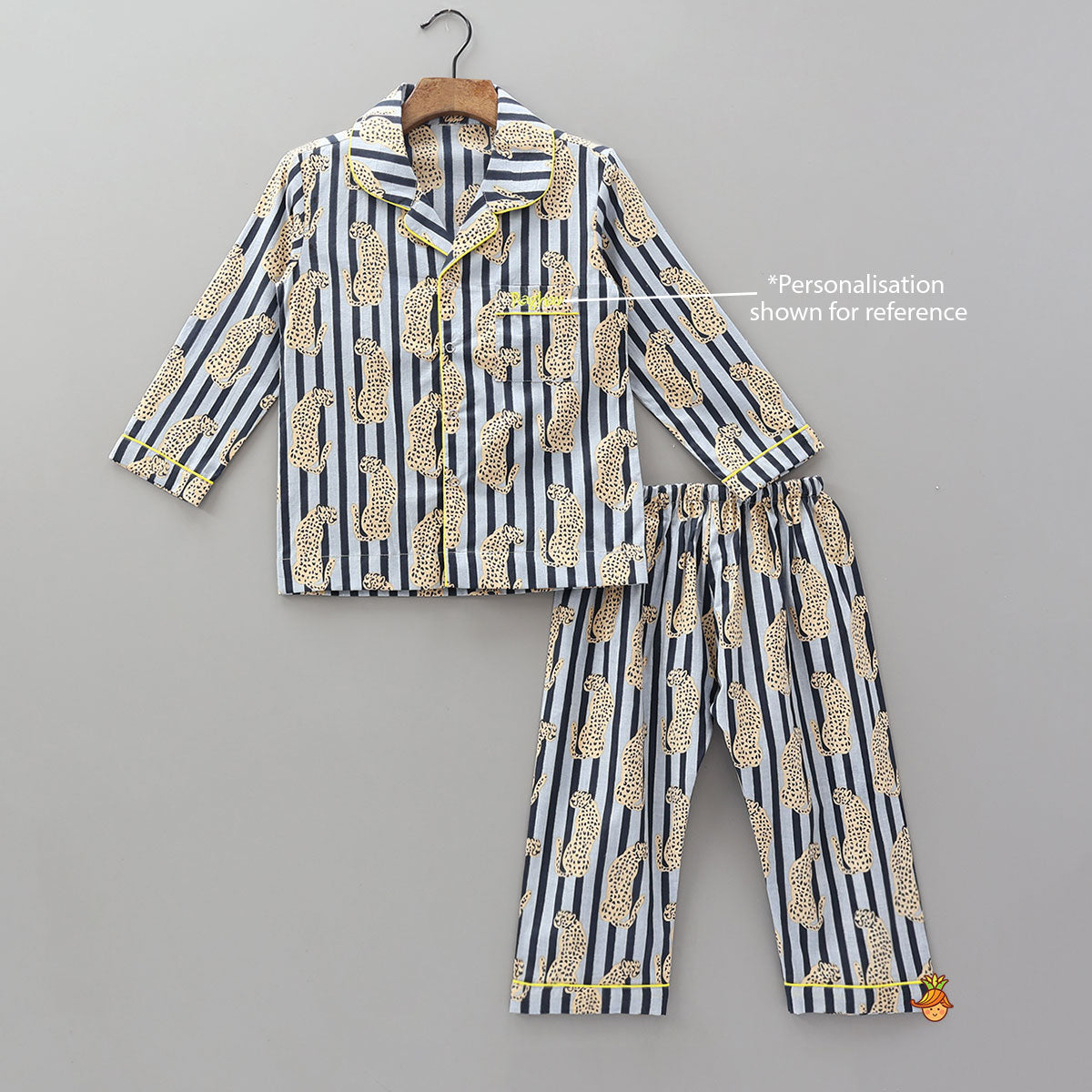 Animal Printed Notch Collar Sleepwear
