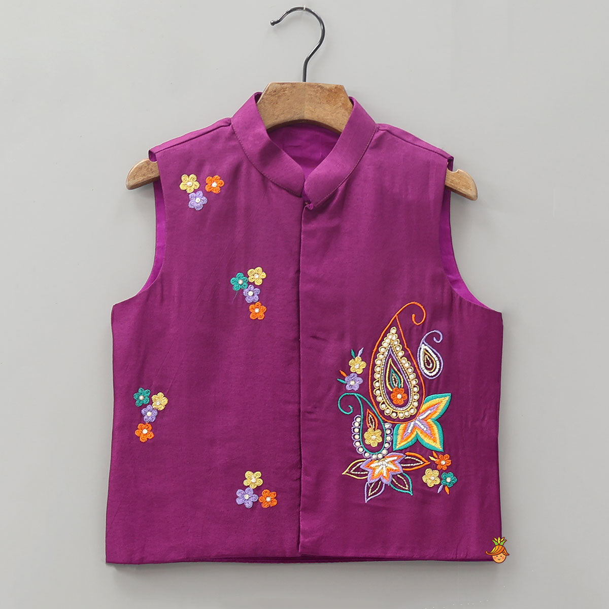 Ethnic Kurta With Hand Embroidered Jacket And Pyjama