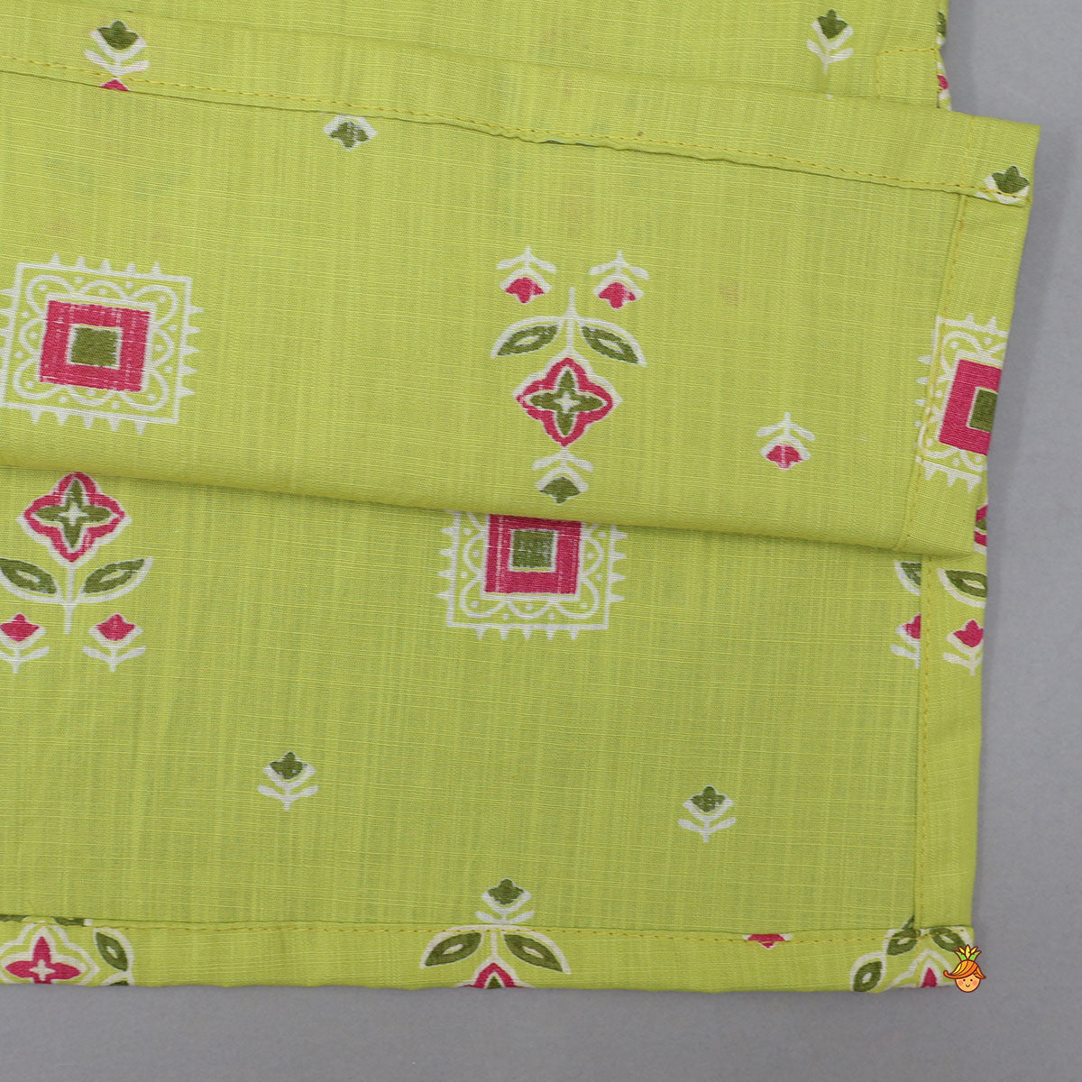Printed Kurta With Potli Button Detailing And Pyjama
