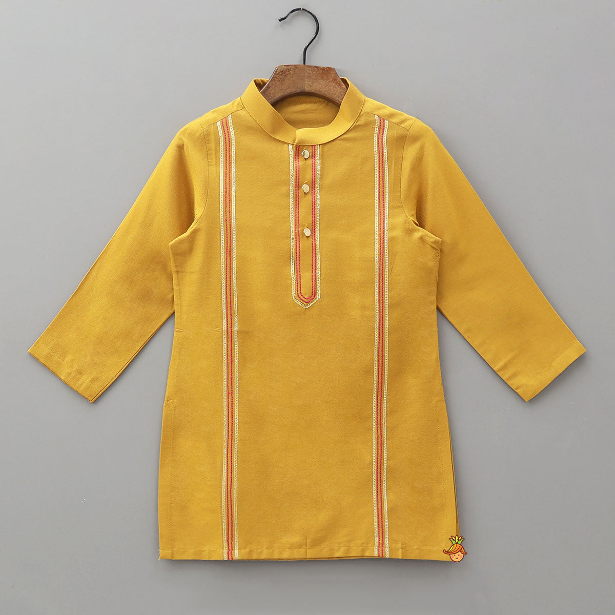 Ethnic Kurta With Striped Jacket And Pyjama