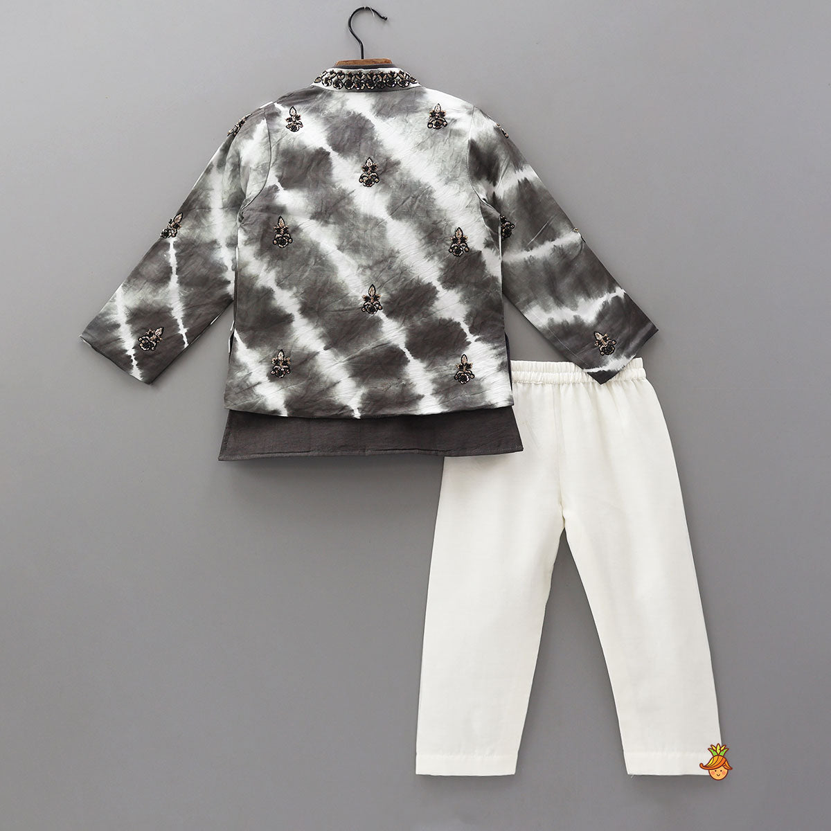 Kurta With Tie Dye Printed Jacket And Pyjama