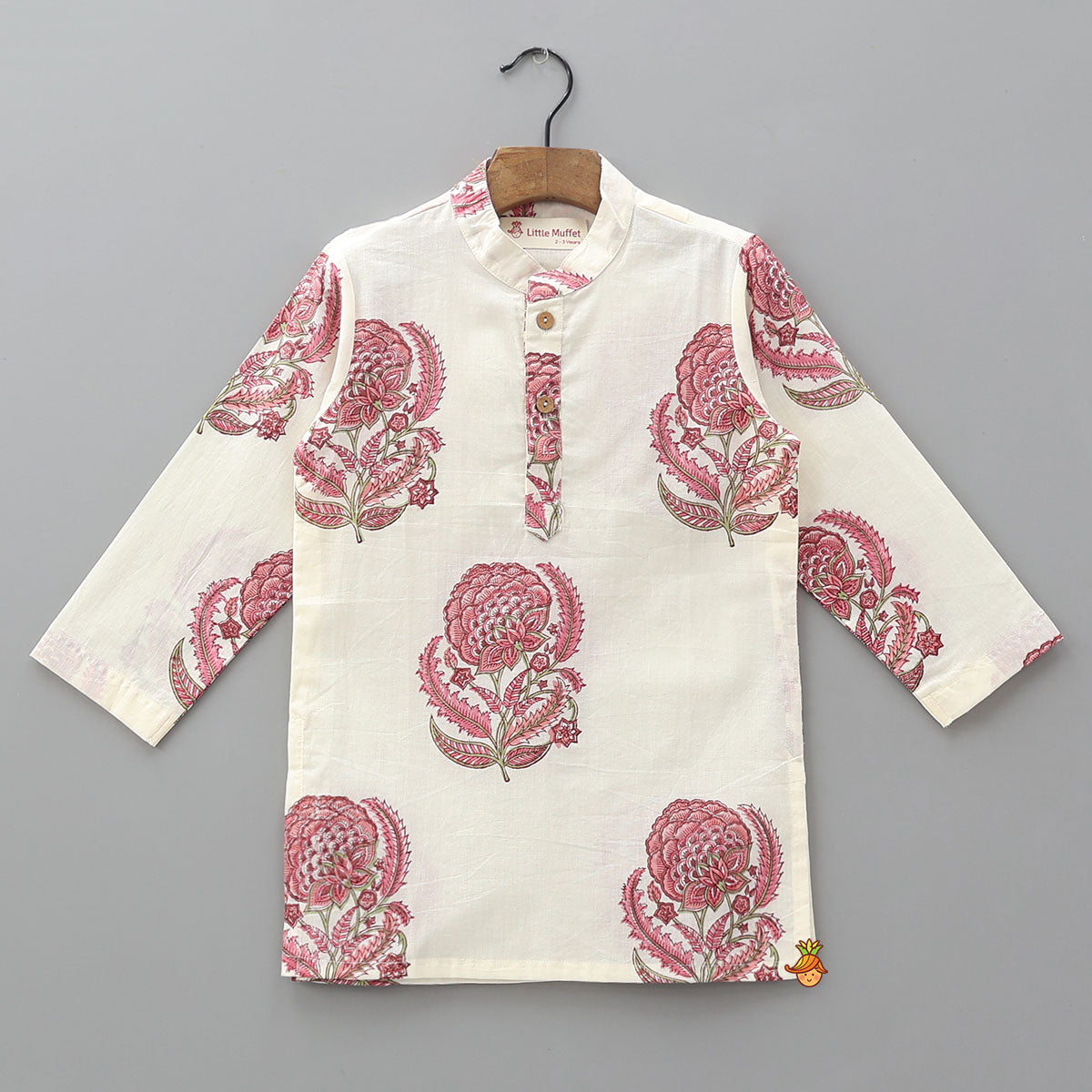 Ethnic Kurta And Chevron Printed Jacket With Matching Dhoti