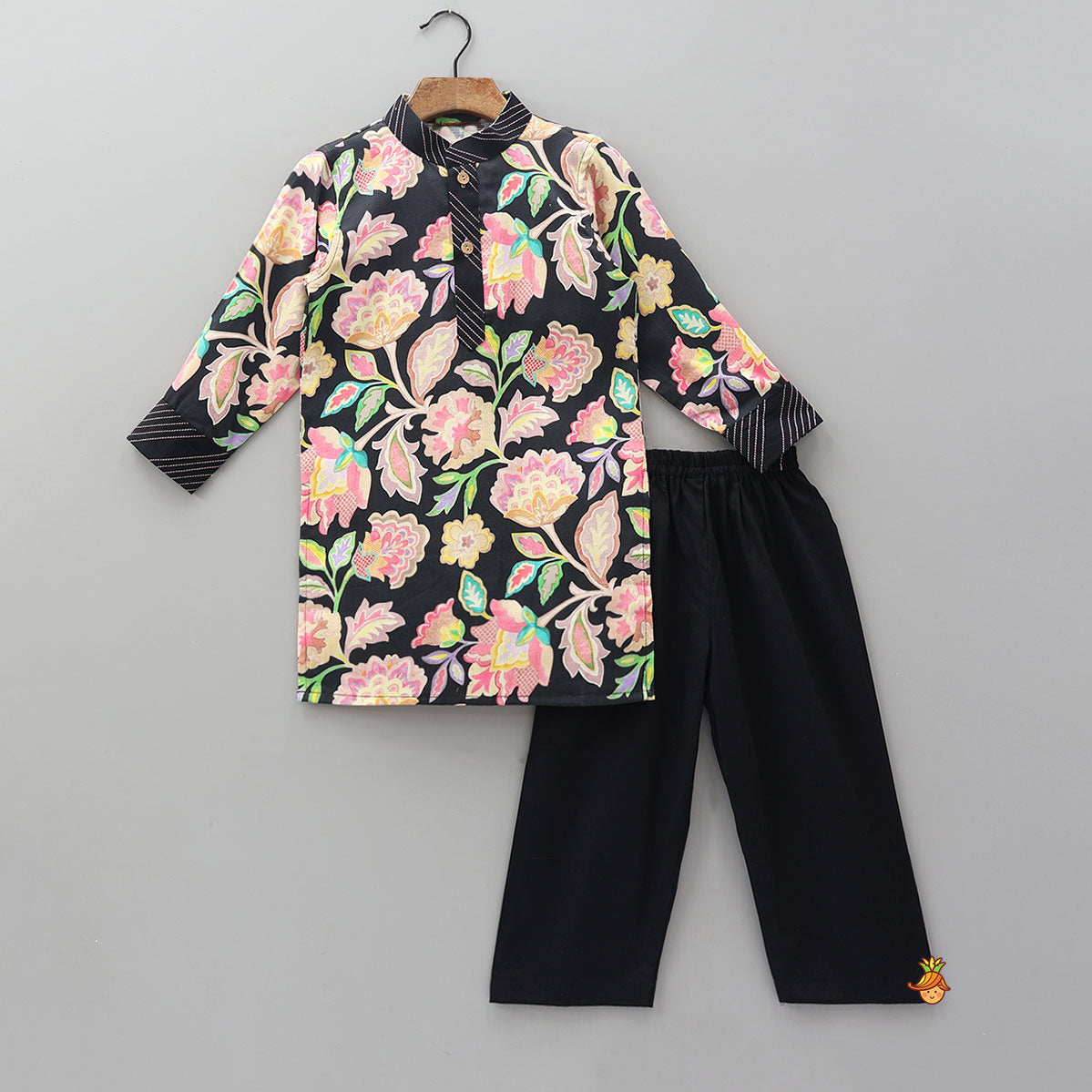 Vibrant Floral Printed Kurta And Pyjama
