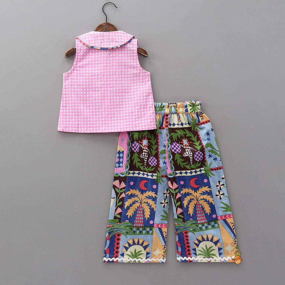 Whimsical Printed Sleepwear Set With Tote Bag, Eye Mask And Scrunchie