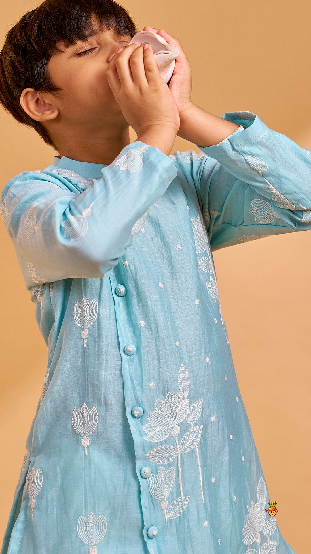 Stylish Asymmetric Floral Thread Embroidered Kurta With Pyjama