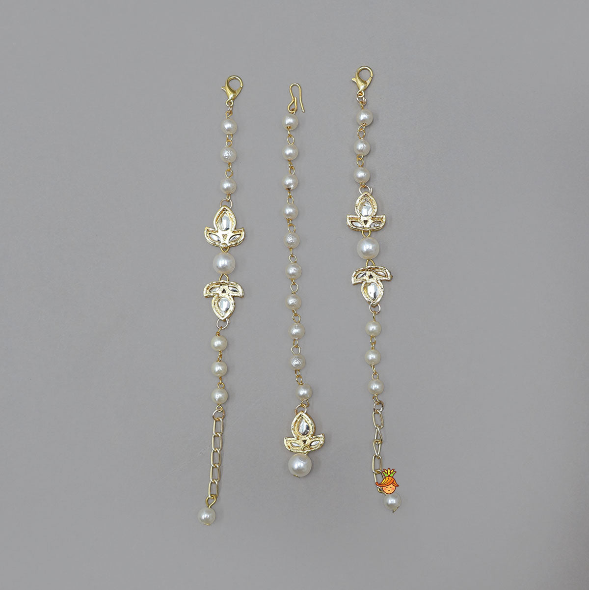 Exquisite Bracelet And Maang Tikka Set