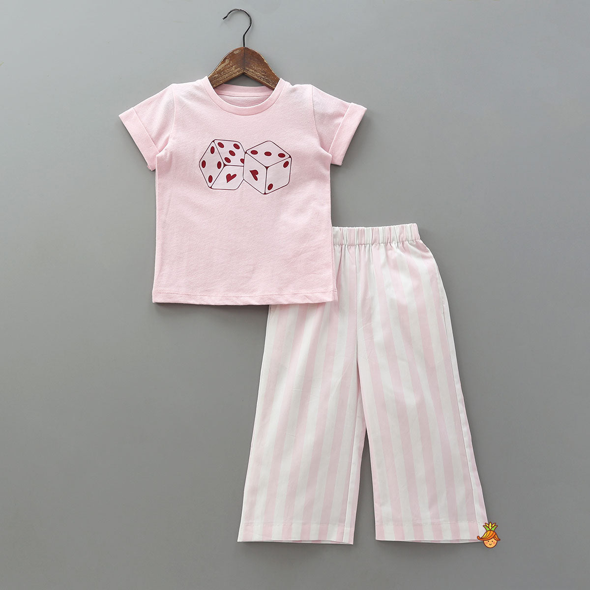 Dice Print Sleepwear With Matching Tote Bag