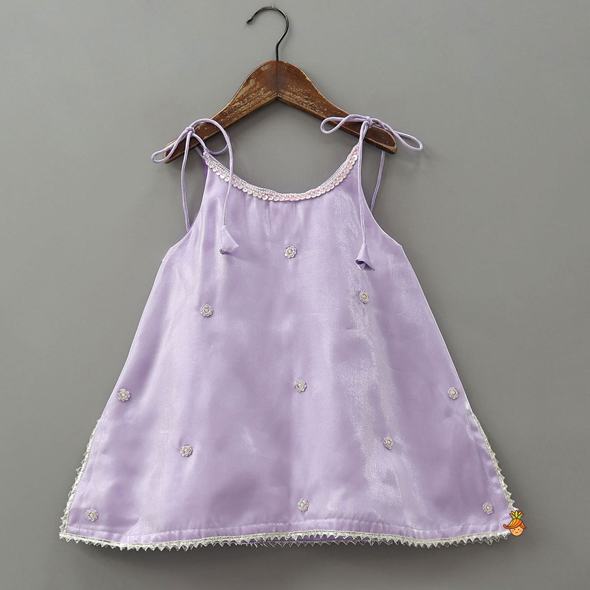 Sheen Elegant Kurti And Crushed Fabric Palazzo With Hair Tie