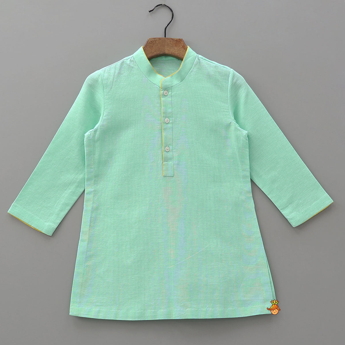 Ethnic Kurta With Embroidered Contrasting Jacket And Pyjama