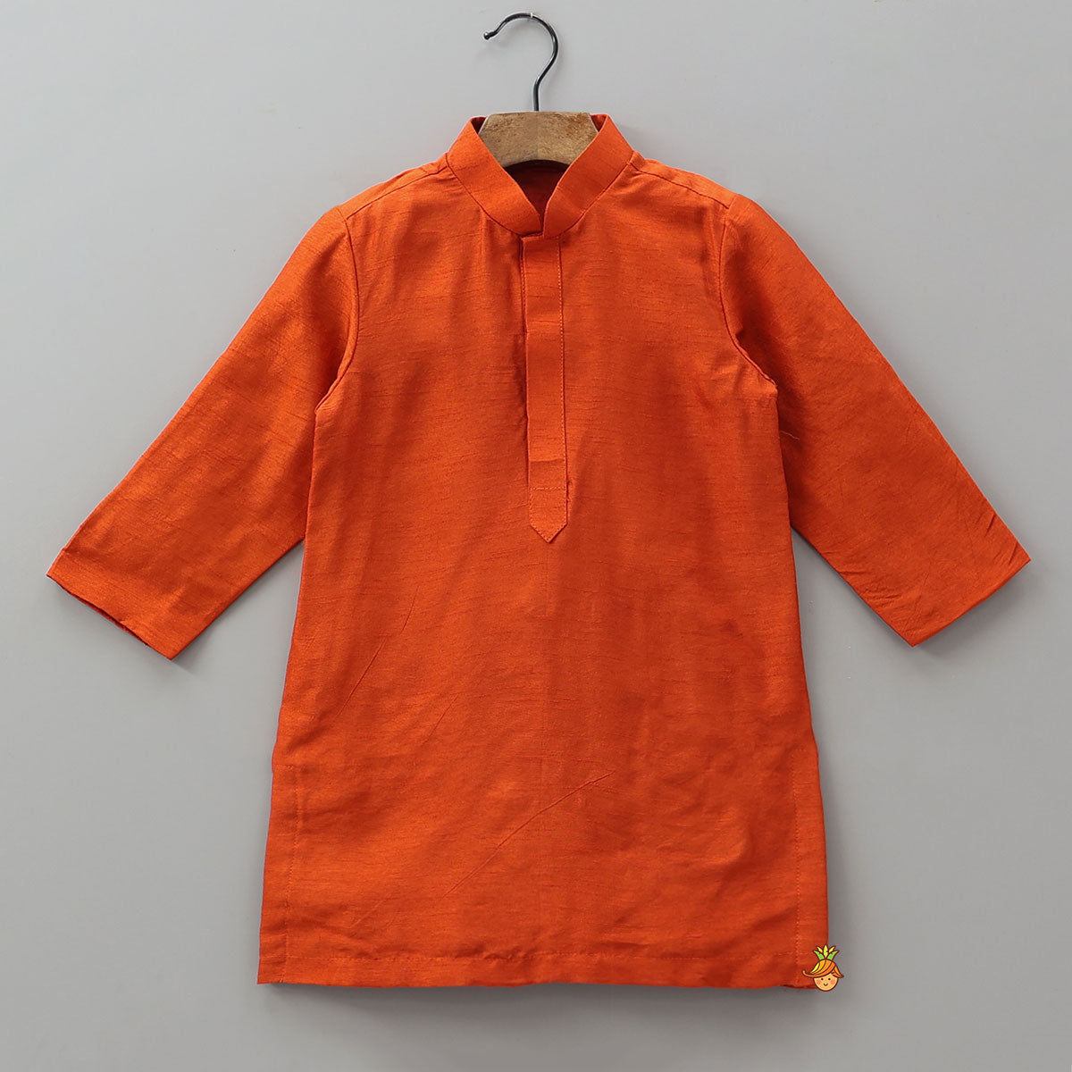 Ethnic Kurta With Front-Open Jacket And Churidar