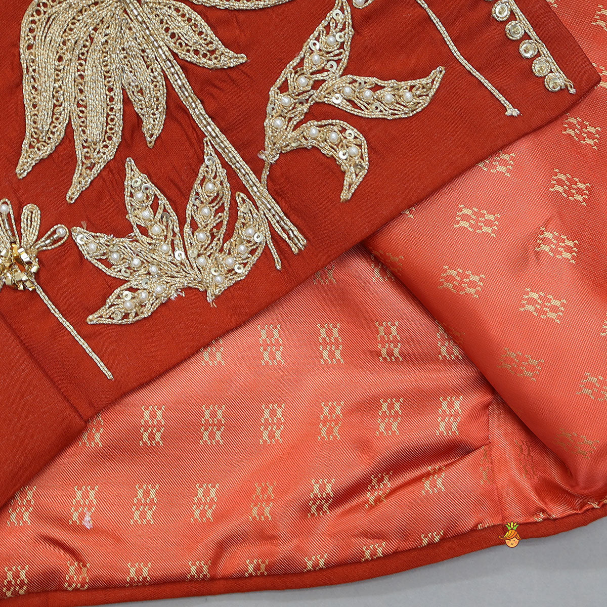 Ethnic Kurta With Front-Open Jacket And Churidar