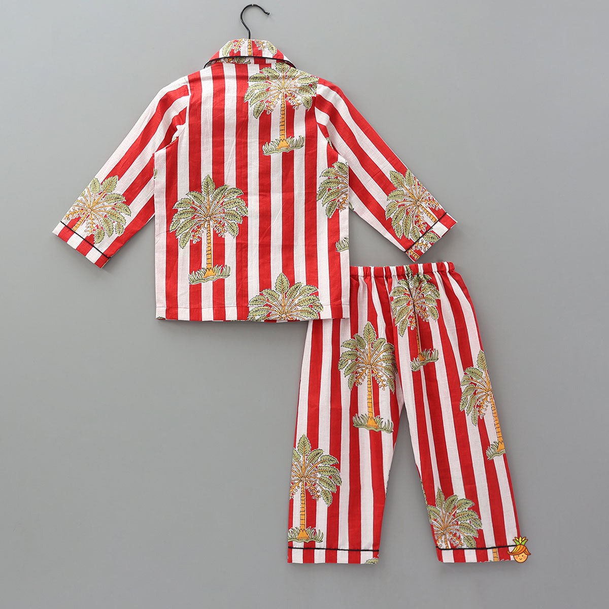 Tree Printed Striped Sleepwear Set With Matching Tote Bag