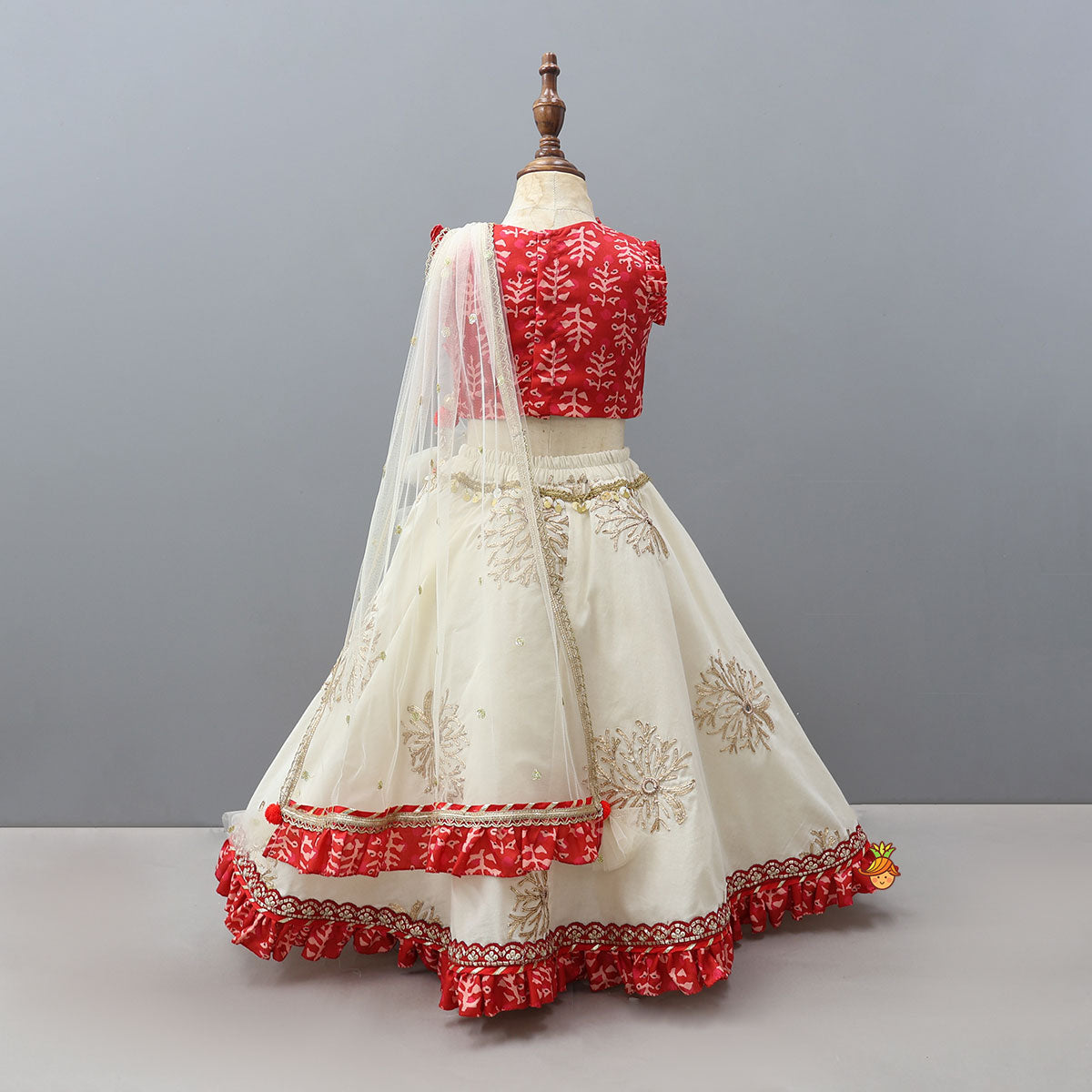 Elegant Drape Crop Top And Lehenga