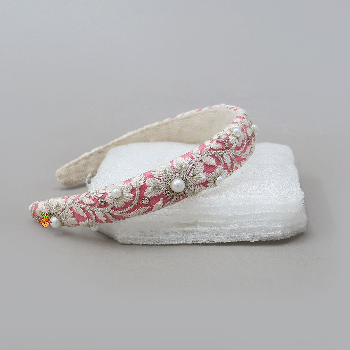 Decorative Thread Embroidered Elegant Hairband