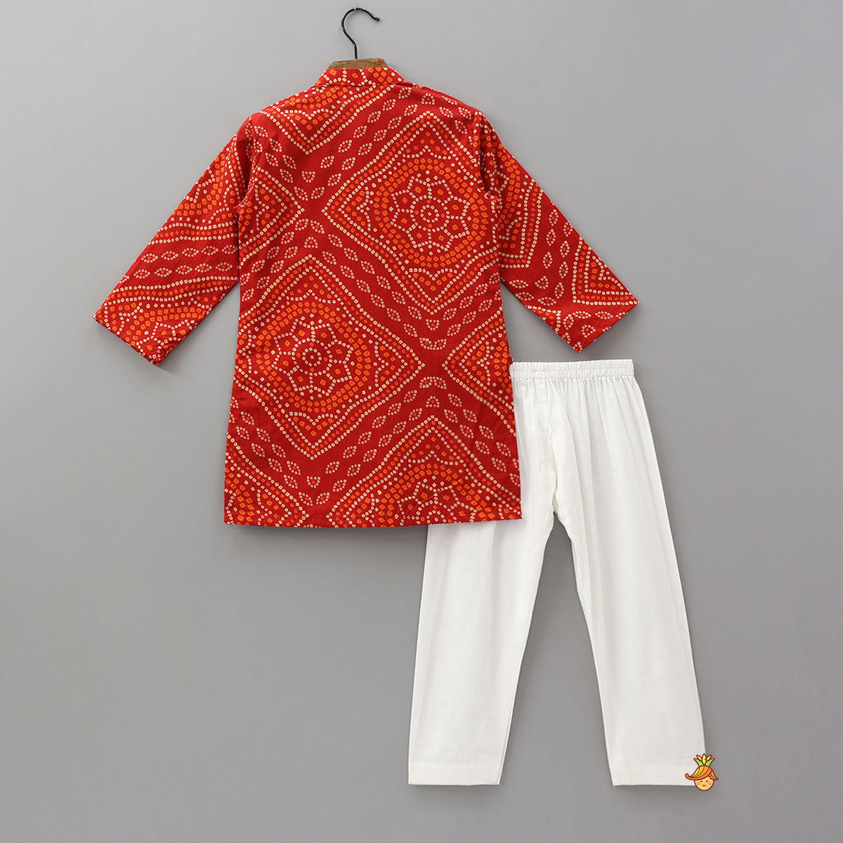 Asymmetric Jacket Style Bandhani Printed Kurta And Pyjama