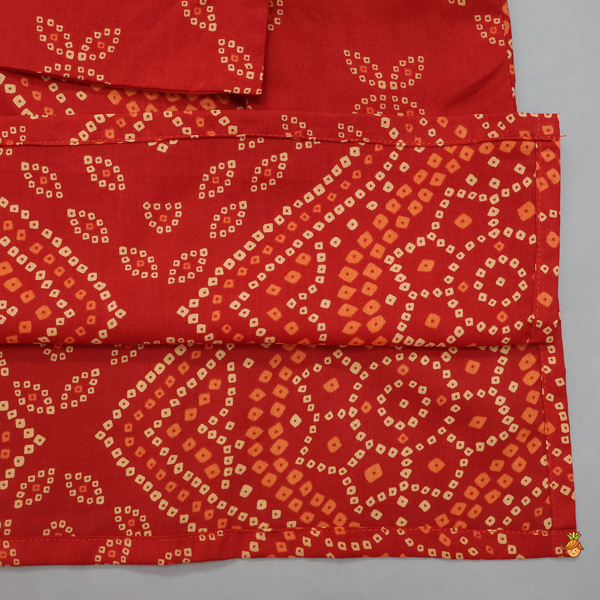 Bandhani Printed Kurta With Asymmetric Attached Jacket And Pyjama