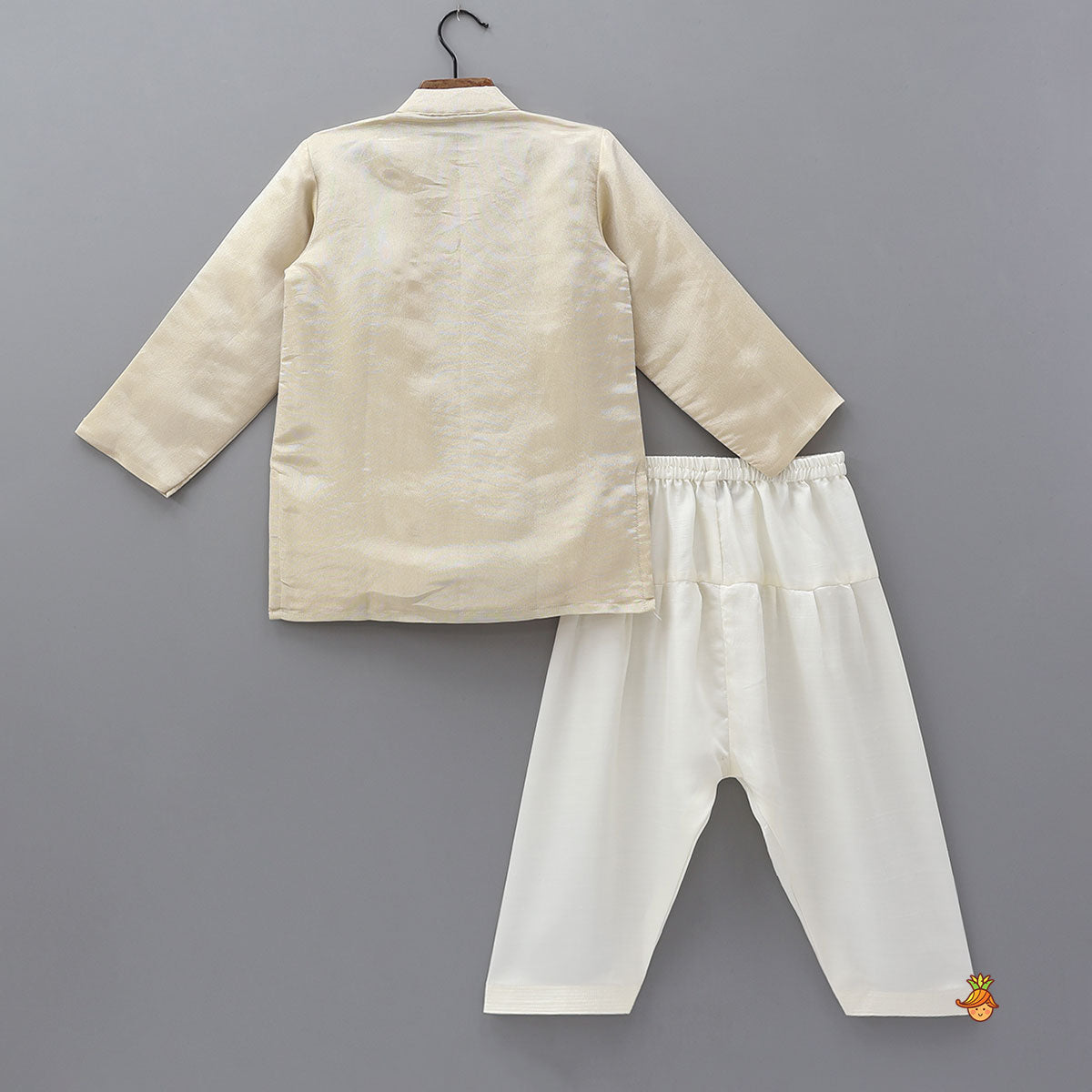 Zari Hand Embroidered Kurta With Afghani Pants