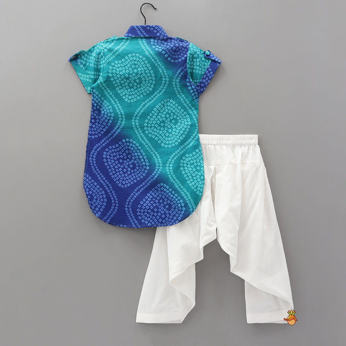 Collar Neck Bandhani Printed Kurta And Patiala