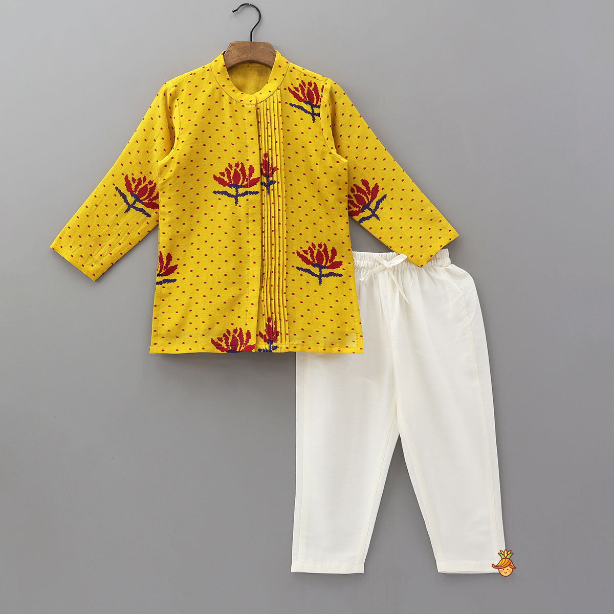 Pin Tuck Kurta And Pyjama