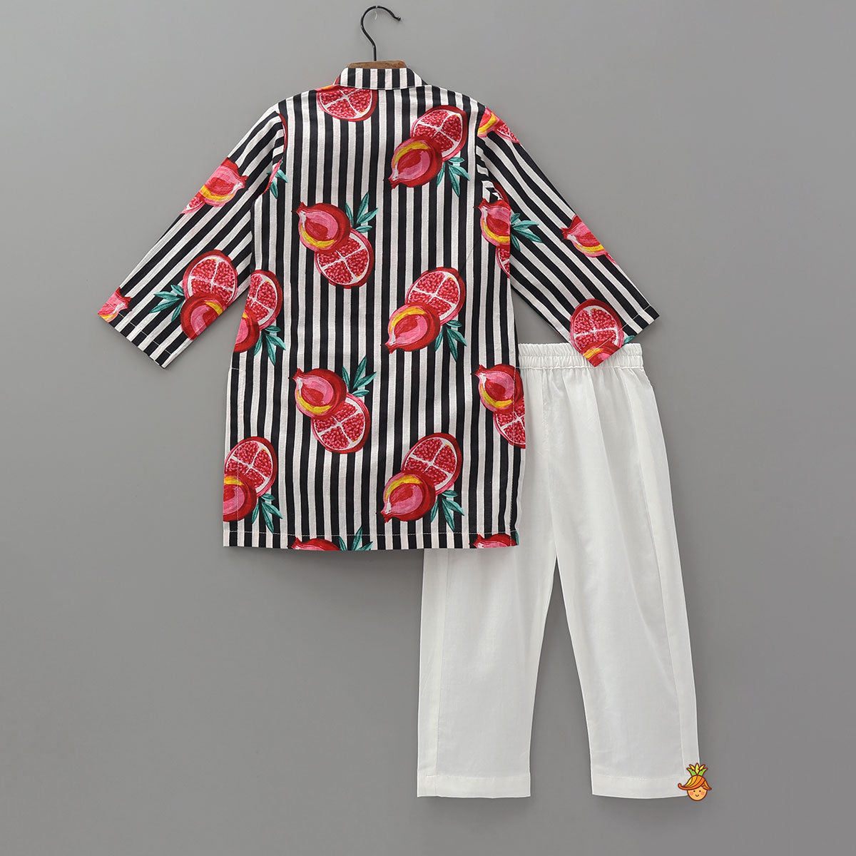 Cowl Style Printed Kurta And Pyjama