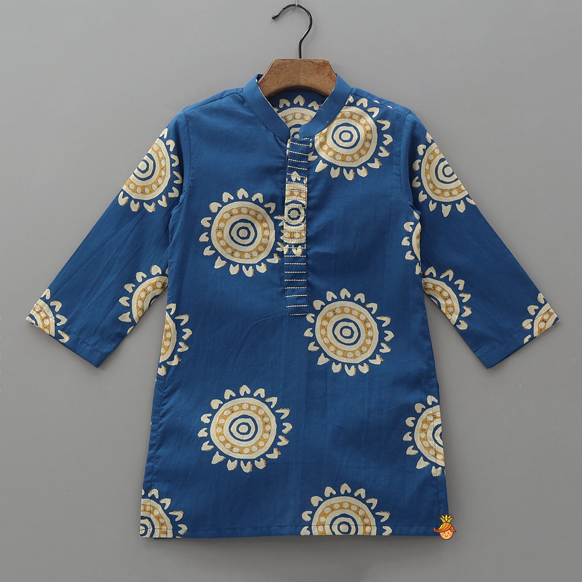 Soft Cotton Printed Ethnic Kurta With Open Jacket And Pyjama