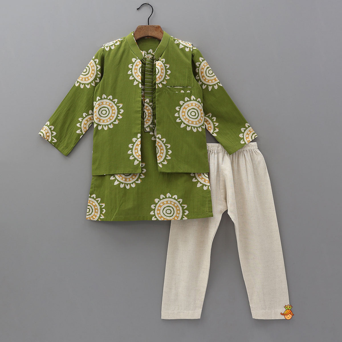 Cotton Printed Kurta With Open Jacket And Pyjama