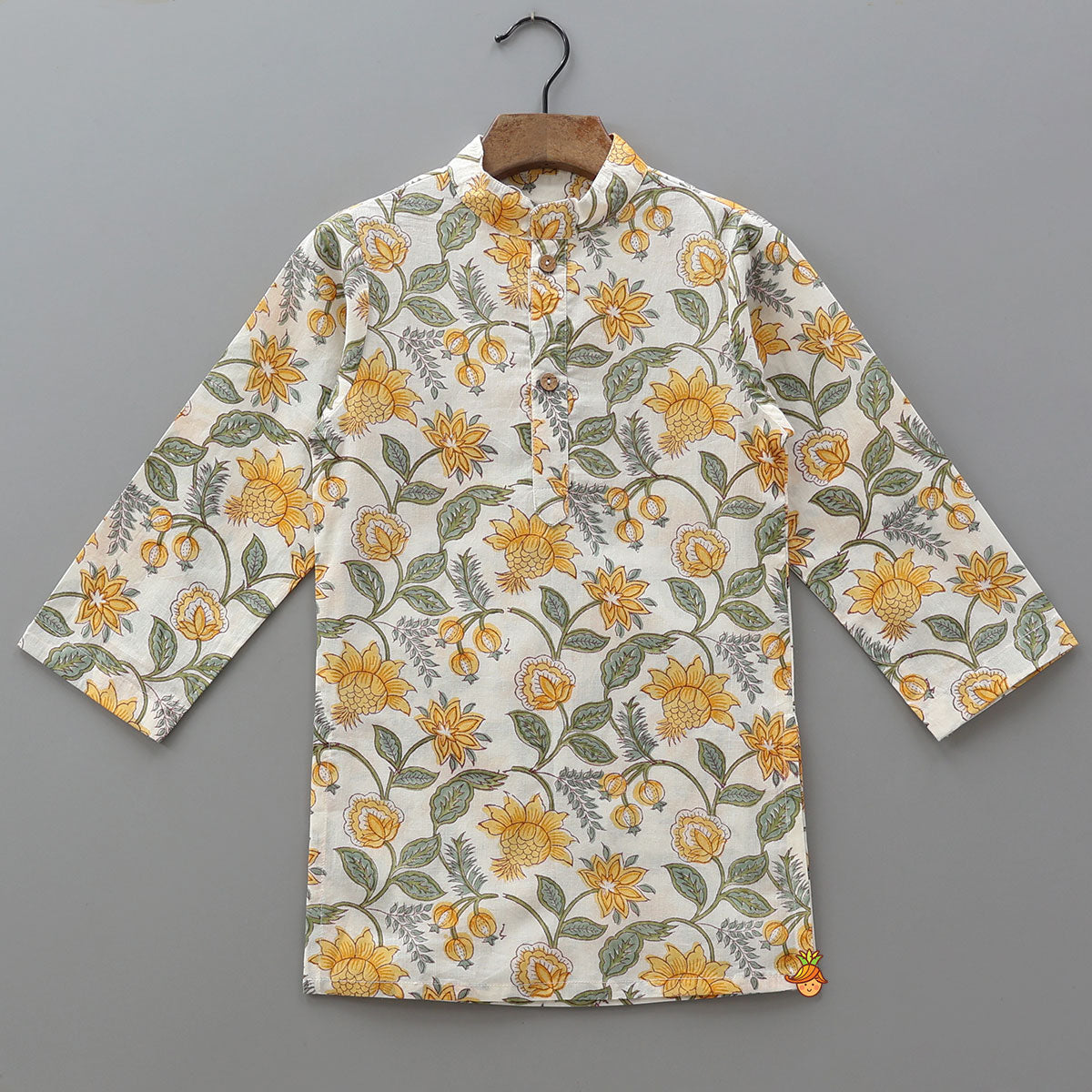 Hand Block Printed Kurta With Lace Detailed Jacket And Dhoti