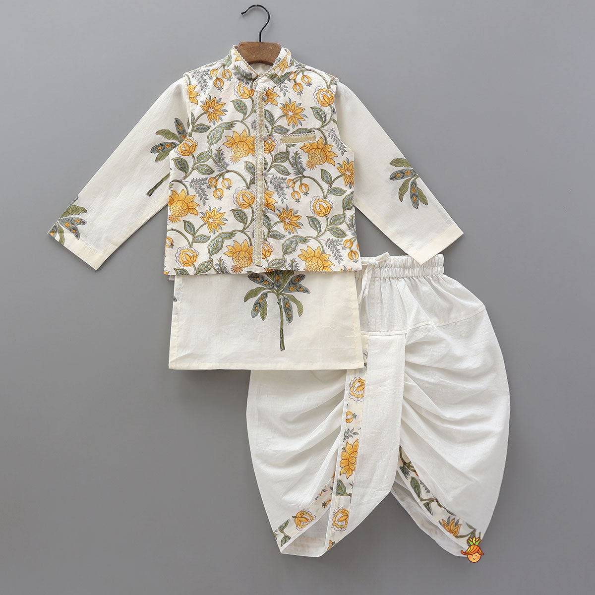 Floral Hand Block Printed Kurta With Jacket And Dhoti
