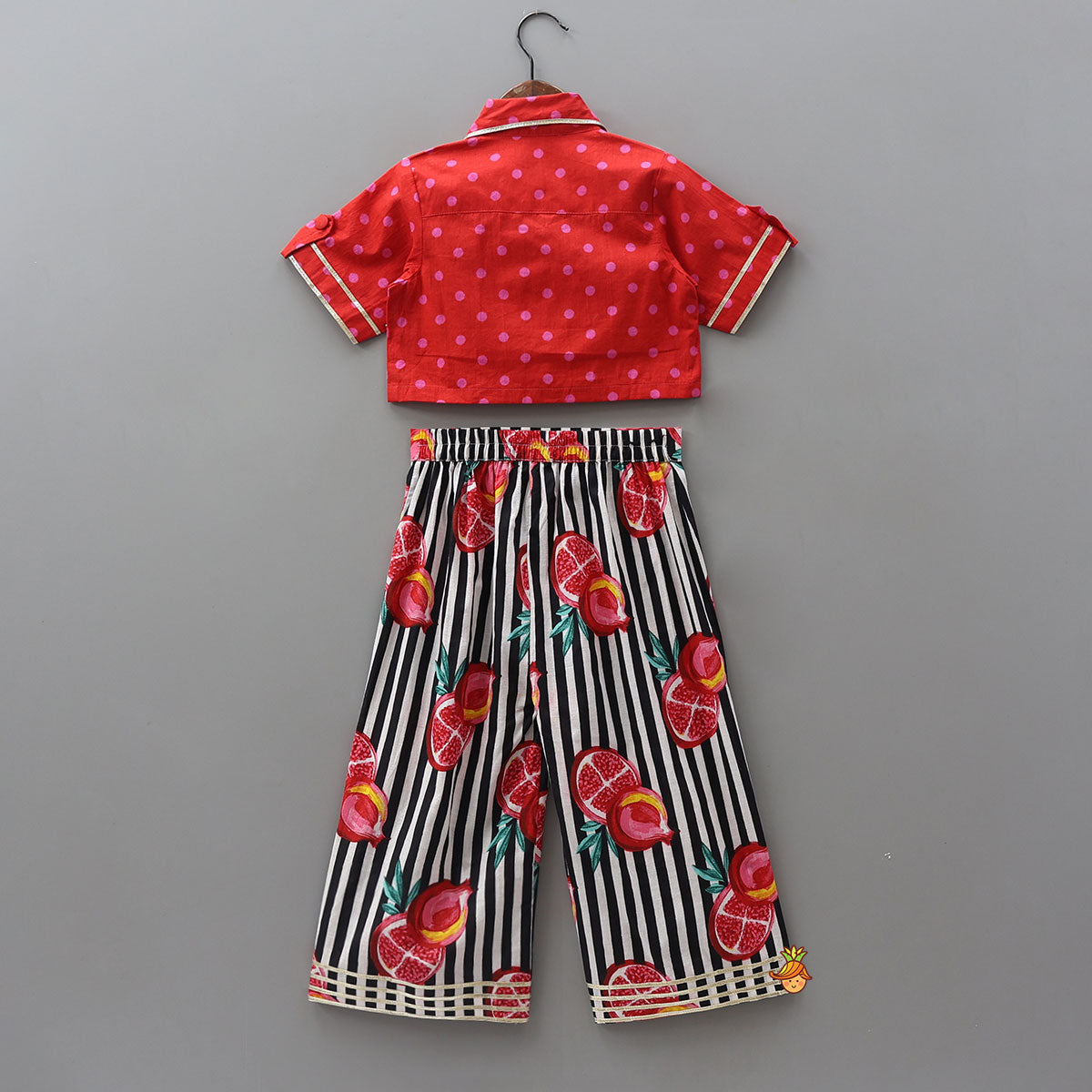 Elegant Shirt Style Top And Pant With Attached Dupatta And Hair Band