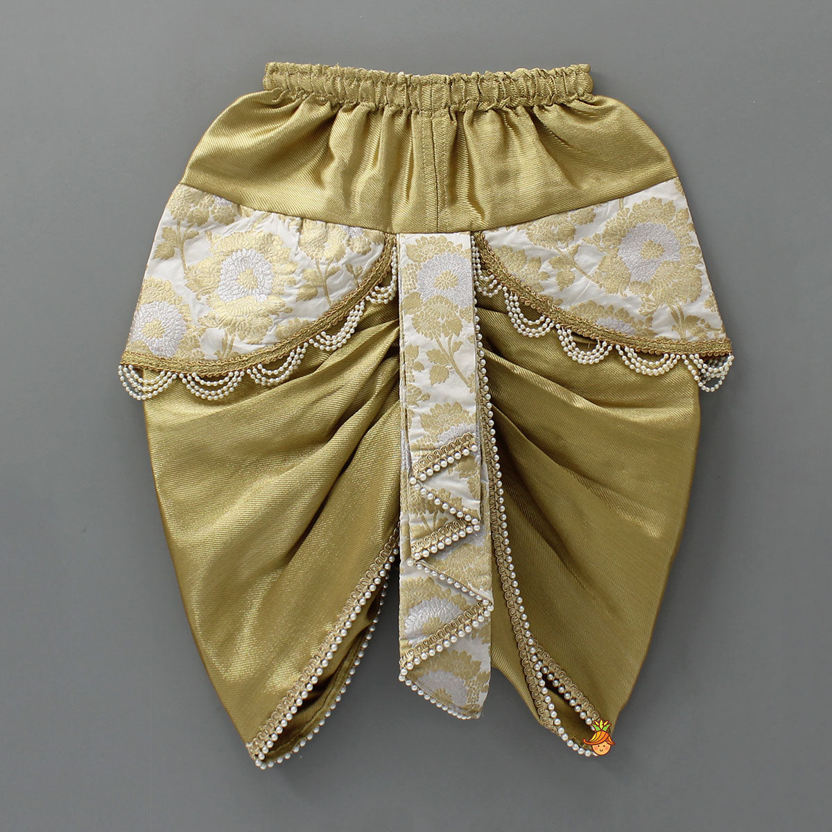 Festive Brocade Dhoti Set With Matching Stole