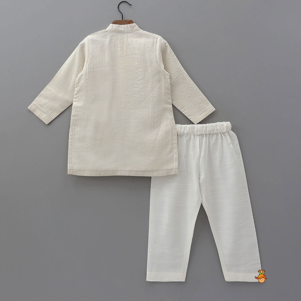 Shiny Stripes Kurta With Pyjama