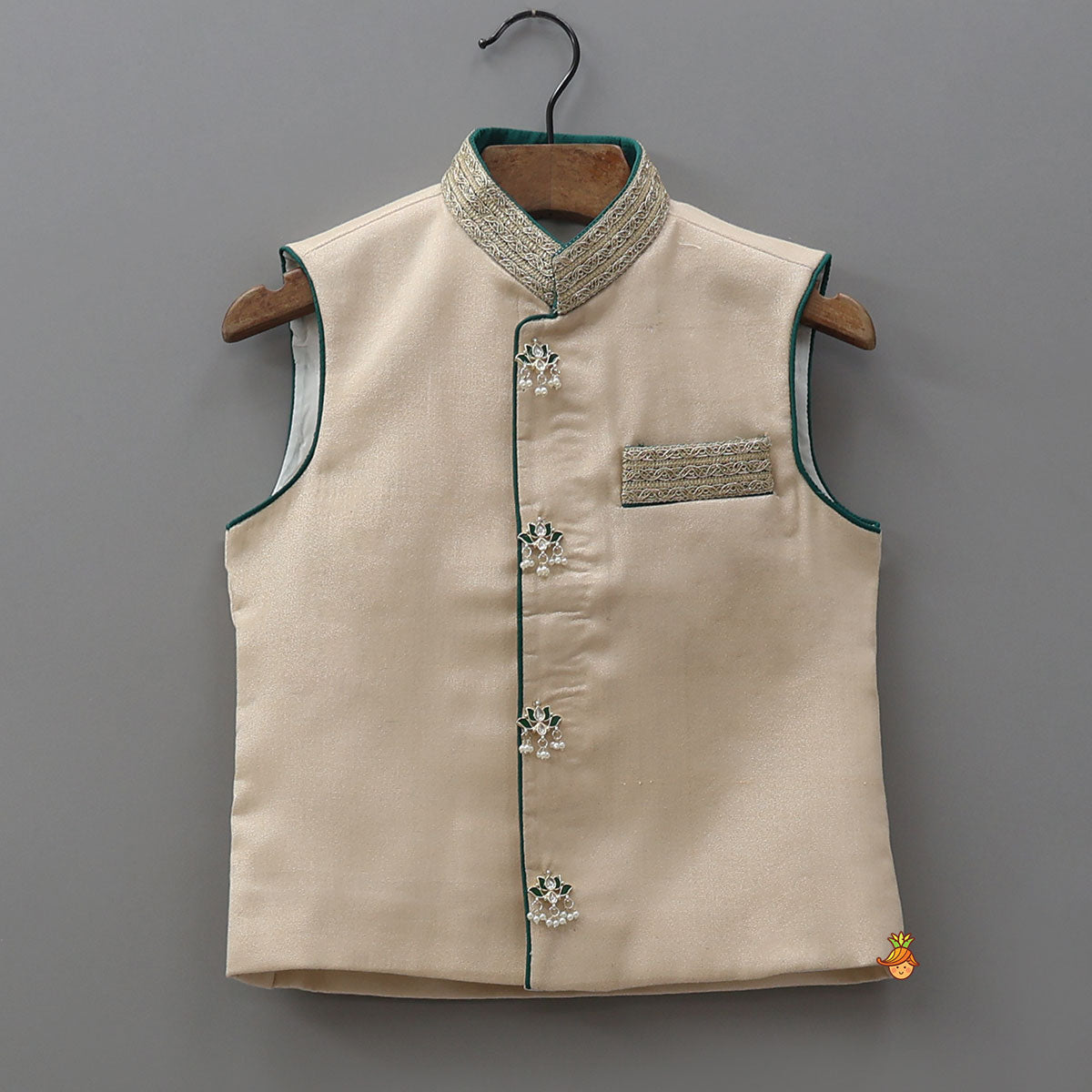 Ethnic Kurta With Regal Embellished Jacket And Pyjama